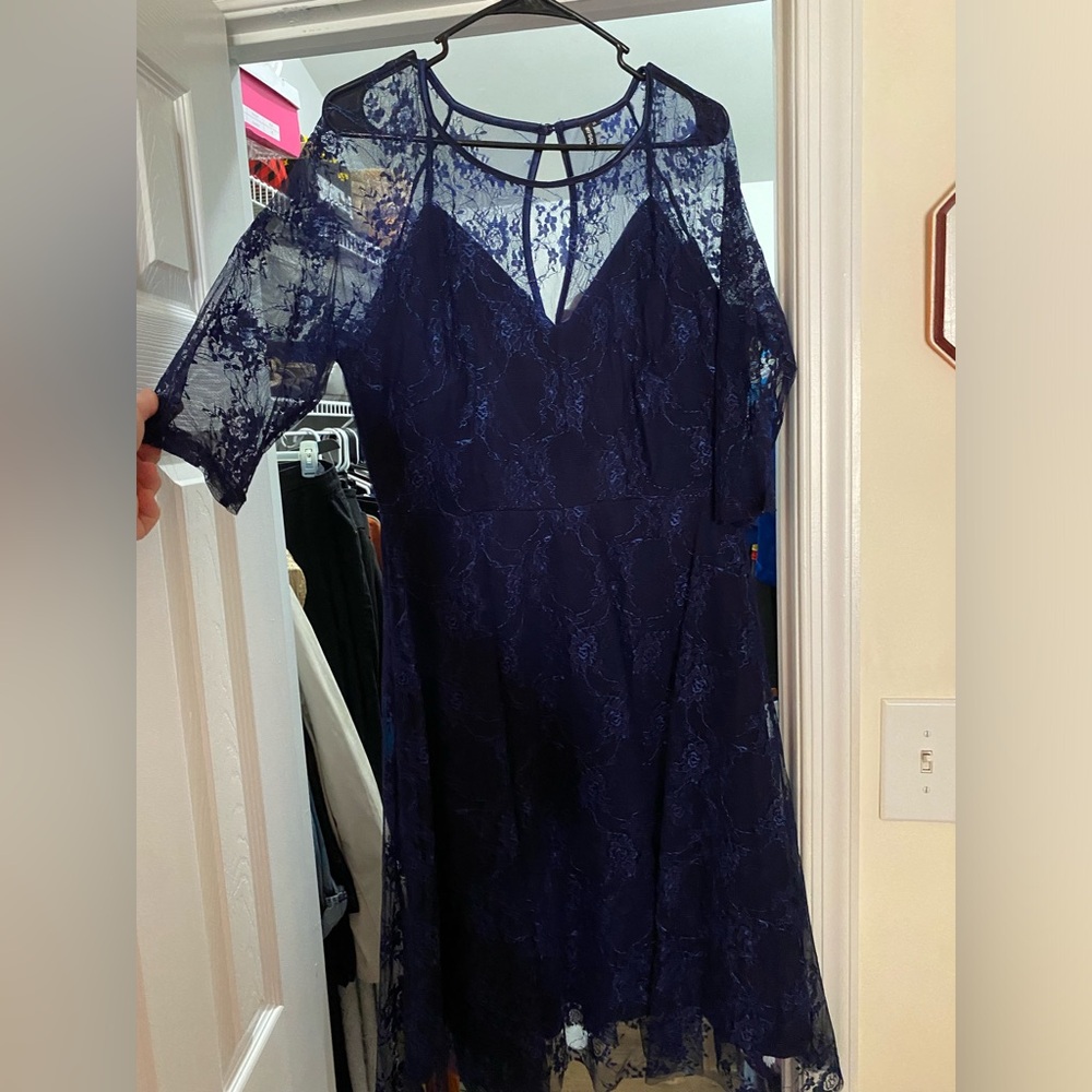 Miusol Navy Floral Lace Dress